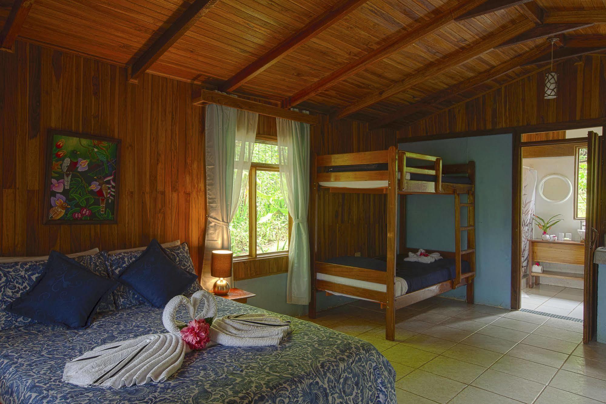 Casitas Tenorio B&B And Farm 比加瓜 外观 照片